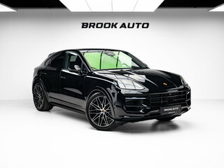 2026 Porsche Cayenne Coupé III Рестайлинг, чёрный, 19490000 рублей, вид 3