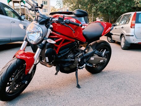 2014 Ducati Monster 821, красный, 650000 рублей, вид 4