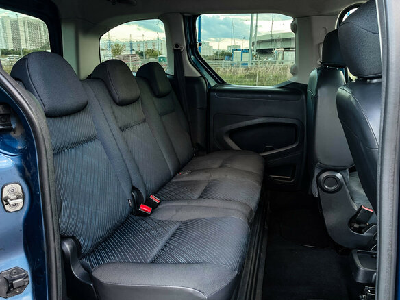 2010 Peugeot Partner II, синий, 540000 рублей - вид 9
