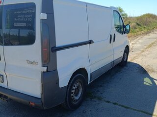 2002 Renault Trafic II, белый, 750000 рублей, вид 3