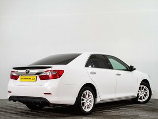 2013 Toyota Camry VII (XV50), белый, 1899000 рублей, вид 4