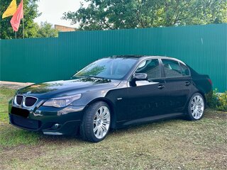 2006 BMW 5 серии 525i V (E60/E61), чёрный, 1550000 рублей, вид 3