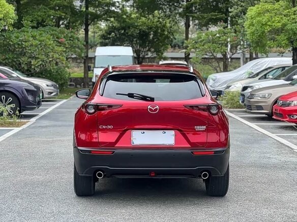 2021 Mazda CX-30 I, красный, 1477777 рублей - вид 11
