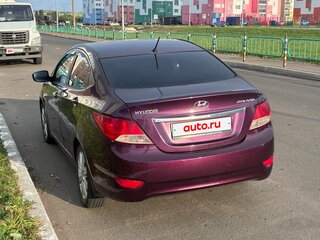 2011 Hyundai Solaris I, фиолетовый, 660000 рублей, вид 4