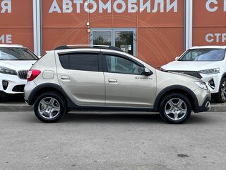 2021 Renault Sandero Stepway II Рестайлинг, бежевый, 1230000 рублей, вид 4