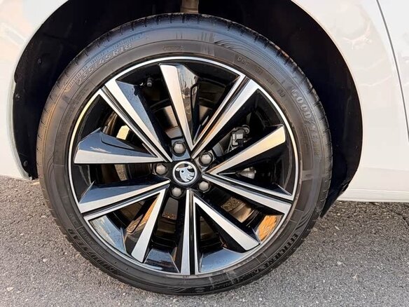 2023 Skoda Superb III Рестайлинг, белый, 2712000 рублей - вид 20