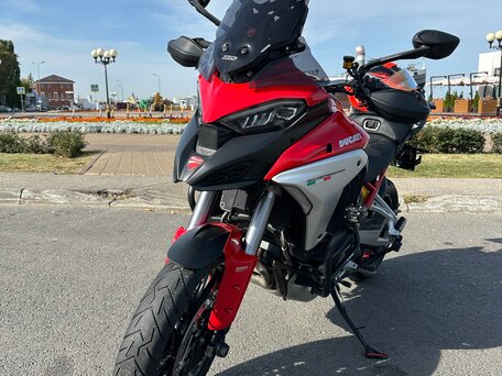 2021 Ducati Multistrada V4, красный, 2300000 рублей, вид 2