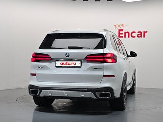 2025 BMW X5 40i IV (G05/G18) Рестайлинг, белый, 12450548 рублей, вид 4