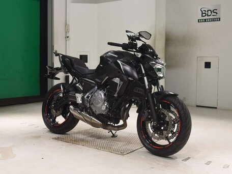 2018 Kawasaki Z 650, чёрный, 695000 рублей, вид 3