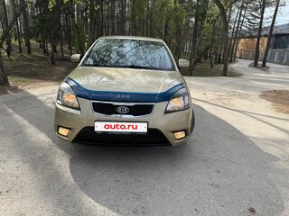 2010 Kia Rio II Рестайлинг, бежевый, 522000 рублей, вид 2