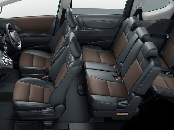 2020 Toyota Sienta II Рестайлинг, пурпурный, 1900000 рублей - вид 5