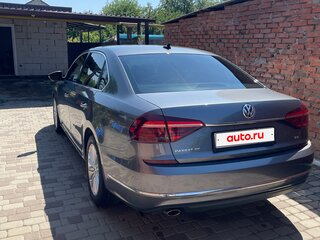 2016 Volkswagen Passat (North America and China) I Рестайлинг, серый, 1700000 рублей, вид 2