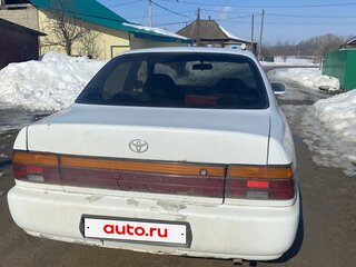 1992 Toyota Corolla VII (E100), белый, 160000 рублей, вид 2