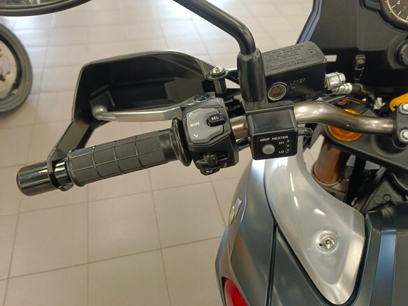 2014 Suzuki V-Strom 1000, красный, 630000 рублей - вид 20