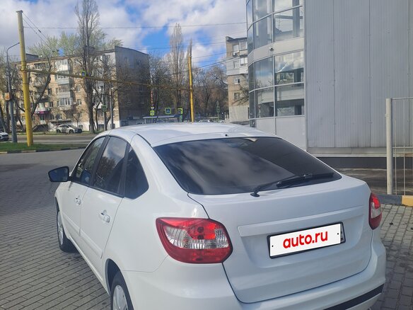 2020 Lada (ВАЗ) Granta I Рестайлинг, белый - вид 4