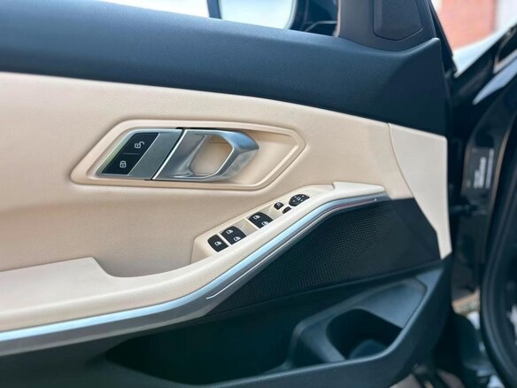 2022 BMW 3 серии 318d VII (G2x) Рестайлинг, чёрный, 4100000 рублей - вид 5