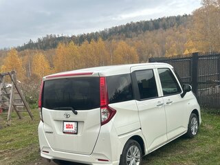2021 Toyota Roomy I Рестайлинг, белый, 1050000 рублей, вид 5
