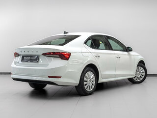 2021 Skoda Octavia IV (A8), белый, 2150000 рублей, вид 5