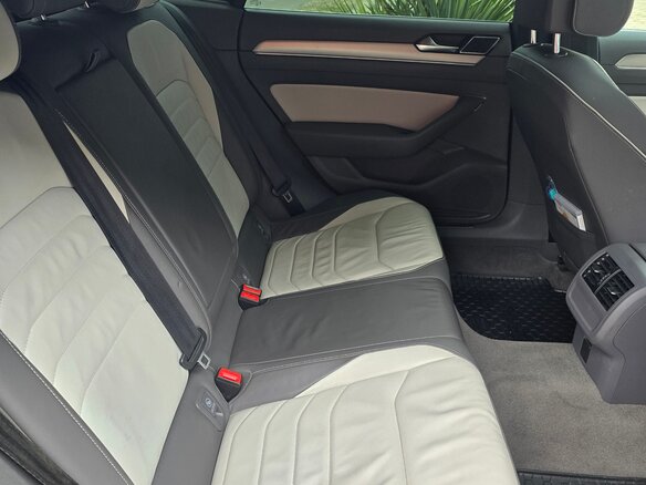 2019 Volkswagen Arteon I, чёрный, 3700000 рублей - вид 6
