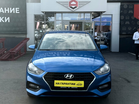 2017 Hyundai Solaris II, синий, 970000 рублей, вид 2