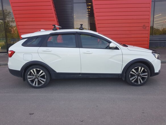 2019 Lada (ВАЗ) Vesta SW Cross I, белый, 1040000 рублей - вид 2