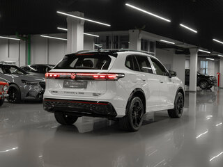 2026 Volkswagen Tiguan L Pro III (China Market), белый, 4850000 рублей, вид 5