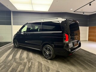 2024 Mercedes-Benz V-Класс Extra Long 300 d экстра длинный III (W447) Рестайлинг 2, чёрный, 16400000 рублей, вид 4