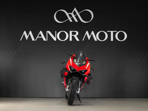 2021 Ducati Panigale V4, красный, 13000000 рублей - вид 2