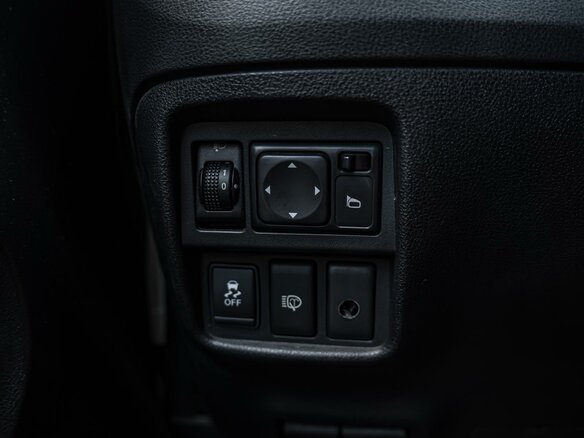 2013 Nissan Juke I, белый - вид 17