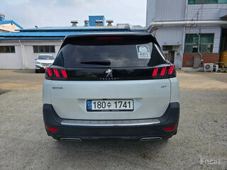 2021 Peugeot 5008 II Рестайлинг, белый, 2350000 рублей, вид 2