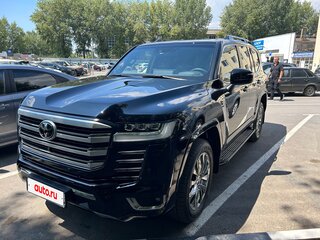 2023 Toyota Land Cruiser 300 Series, чёрный, 11500000 рублей, вид 1
