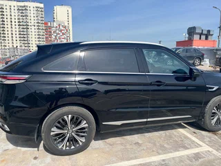 2021 Honda UR-V I Рестайлинг, чёрный, 3620000 рублей, вид 3