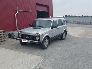 2015 Lada (ВАЗ) 2131 (4x4) 213105 I, серебристый, 650000 рублей, вид 1