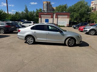 2013 Volkswagen Jetta VI, серебристый, 800000 рублей, вид 2