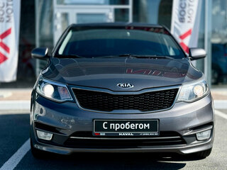 2015 Kia Rio III Рестайлинг, серый, 890000 рублей, вид 2