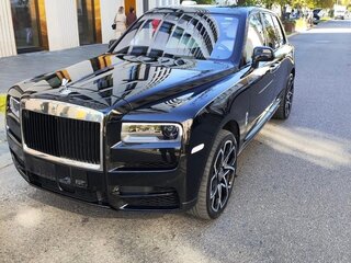2023 Rolls-Royce Cullinan I (Series I), чёрный, 45000000 рублей, вид 2