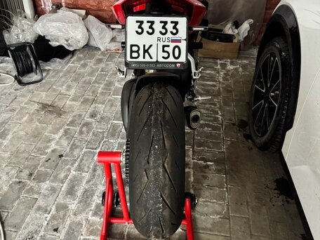 2022 Ducati Streetfighter V4, красный, 1900000 рублей, вид 2