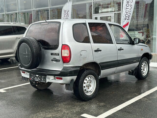 2009 Chevrolet Niva I, серебристый, 250000 рублей, вид 5