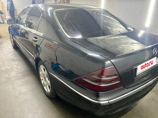 1999 Mercedes-Benz S-Класс 320 IV (W220), чёрный, 495000 рублей, вид 3