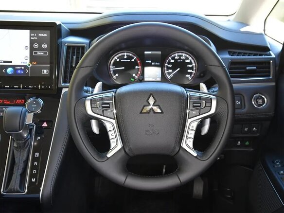 2023 Mitsubishi Delica D:5 I Рестайлинг, белый, 2700000 рублей - вид 10