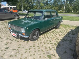 1979 Lada (ВАЗ) 21011, зелёный, 300000 рублей, вид 2