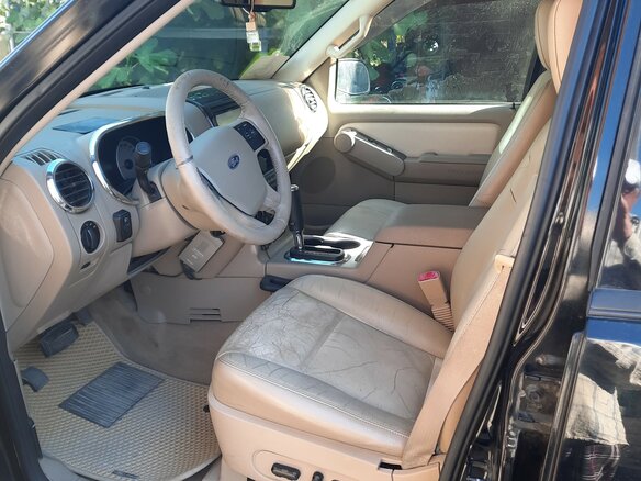 2008 Ford Explorer IV, чёрный, 1700000 рублей - вид 5
