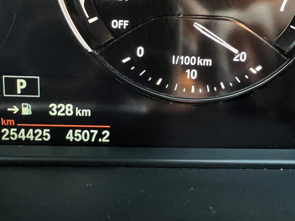 2021 BMW X2 sDrive18i I (F39), чёрный, 2100000 рублей - вид 8