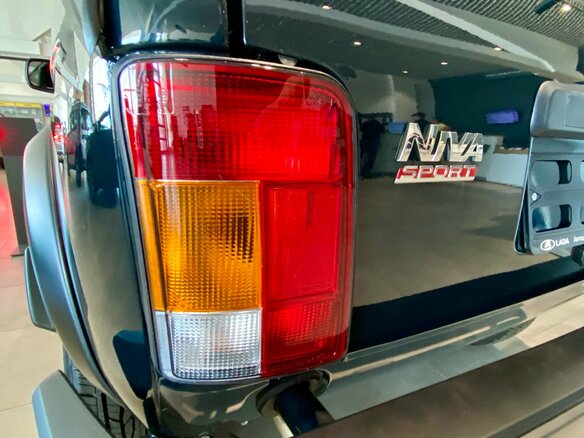 2025 Lada (ВАЗ) Niva Legend Sport I, зелёный, 1734000 рублей - вид 6