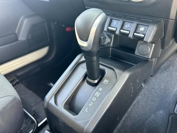2022 Suzuki Jimny Kei car IV, бежевый, 1050444 рублей - вид 25
