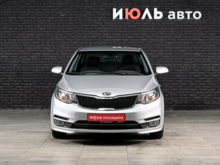 2015 Kia Rio III Рестайлинг, серебристый, 1250000 рублей, вид 2