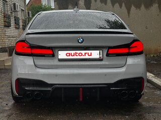 2021 BMW 5 серии 520i VII (G30/G31/G38) Рестайлинг, серый, 4500000 рублей, вид 4