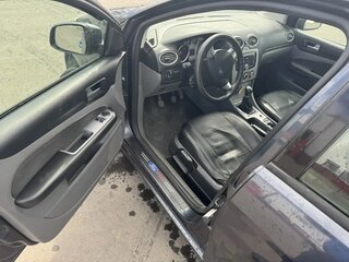 2010 Ford Focus II Рестайлинг, серый, 550000 рублей, вид 5