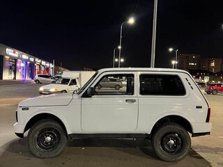 2009 Lada (ВАЗ) 2121 (4x4) I Рестайлинг, белый, 300000 рублей, вид 4