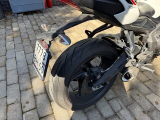 2020 Triumph Street Triple, белый, 670000 рублей, вид 2